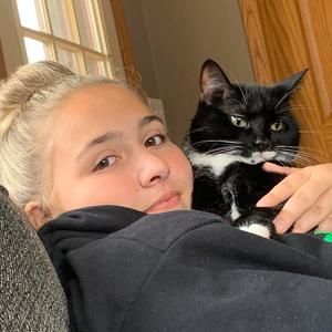 Meet your Posher, Taylor